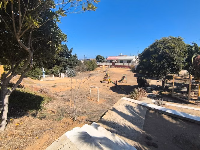 PROPIEDAD EN PASAJE CERRADO – EL YECO – ALGARROBO