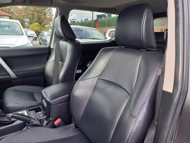Toyota Land Crusier Prado