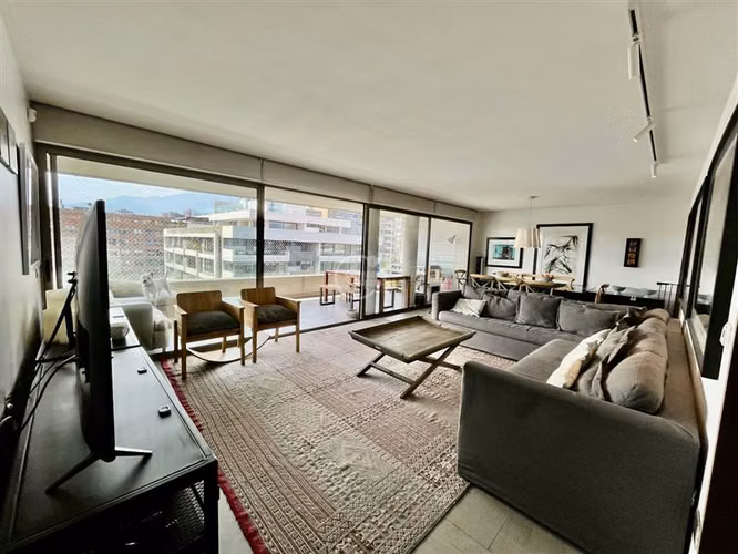Departamento en venta de 4 dorm, Club Manquehue