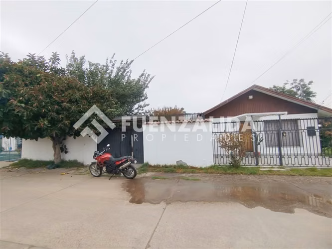 Casa vende, villa Santa Carolina, 3D-2B. Macul
