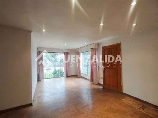 Casa vende, villa Santa Carolina, 3D-2B. Macul