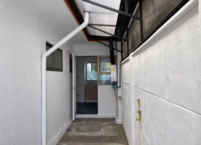 EN VENTA GRAN CASA EN CONDOMINIO - LONGAVÍ