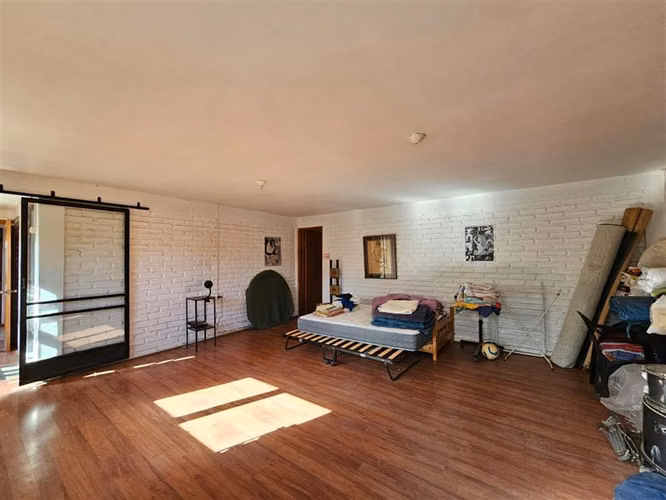 Casa con cabañas en venta de 6 dorm. en Guanaqueros Coquimbo