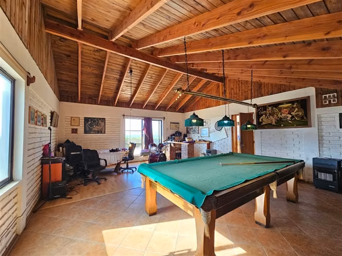 Casa con cabañas en venta de 6 dorm. en Guanaqueros Coquimbo