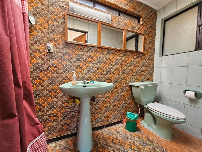 Casa con cabañas en venta de 6 dorm. en Guanaqueros Coquimbo