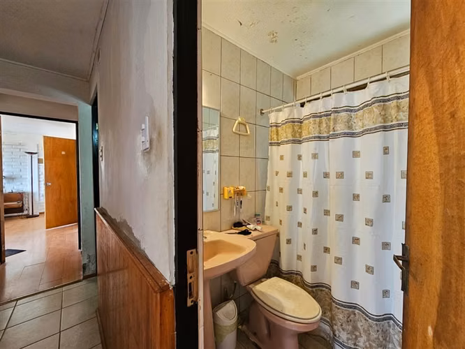 Casa con cabañas en venta de 6 dorm. en Guanaqueros Coquimbo