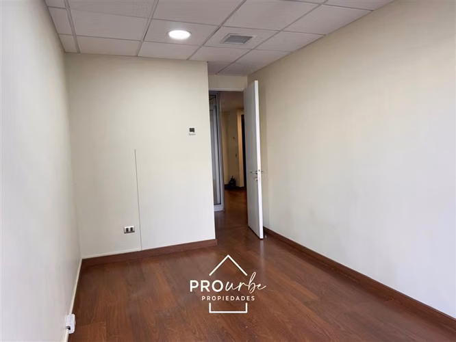 Oficina en arriendo en Las Condes/Estoril