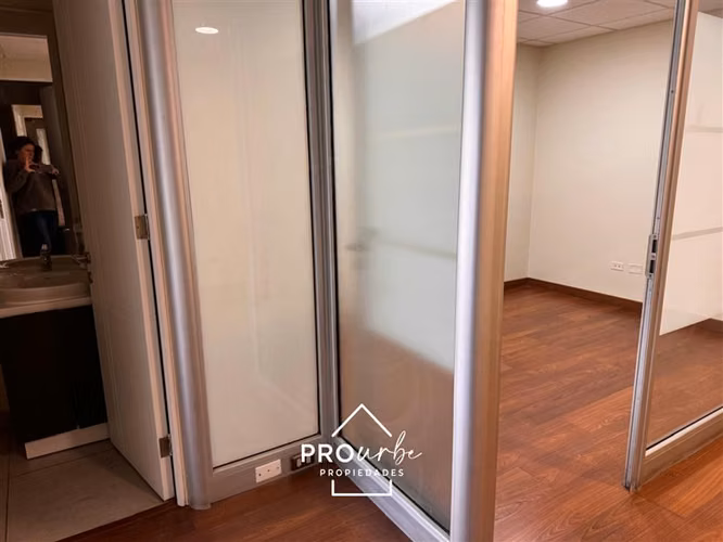 Oficina en arriendo en Las Condes/Estoril