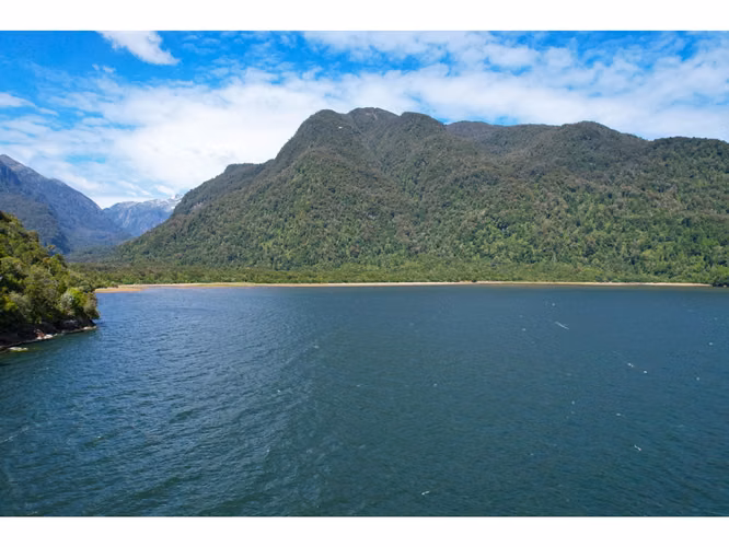 OPORTUNIDAD VENTA DE PARCELA  -  Pto Chacabuco, Aysén