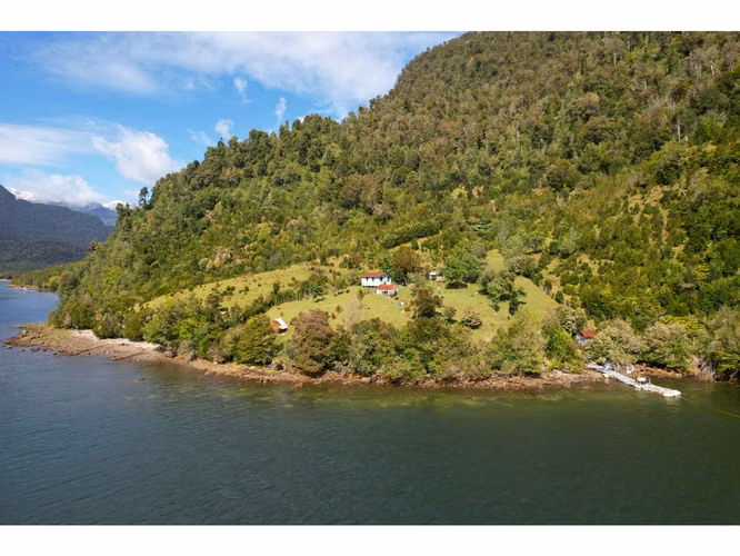 OPORTUNIDAD VENTA DE PARCELA  -  Pto Chacabuco, Aysén