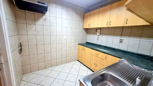Oficina en venta Las Hualtatas / Las Tranqueras