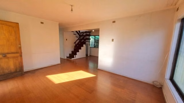 Oficina en venta Las Hualtatas / Las Tranqueras