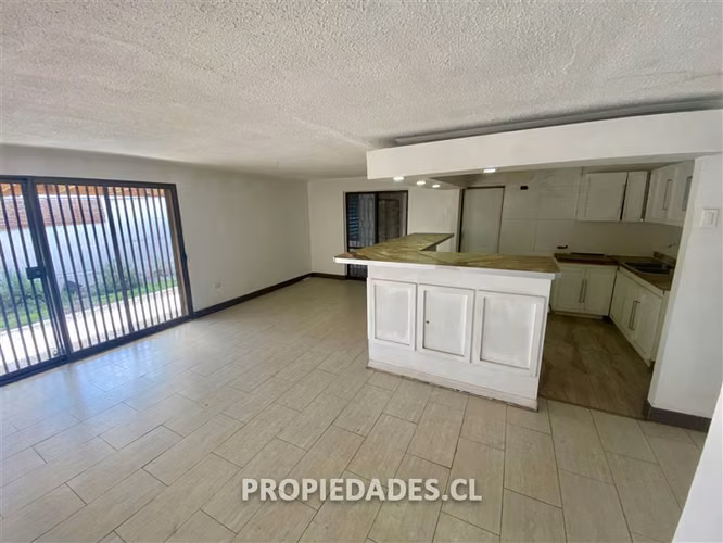 Casa en venta de 3 dorm. en Las Condes - Imagen 3
