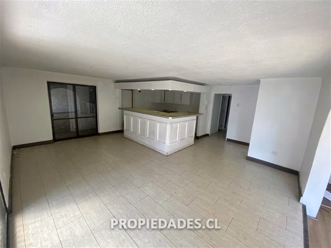 Casa en venta de 3 dorm. en Las Condes