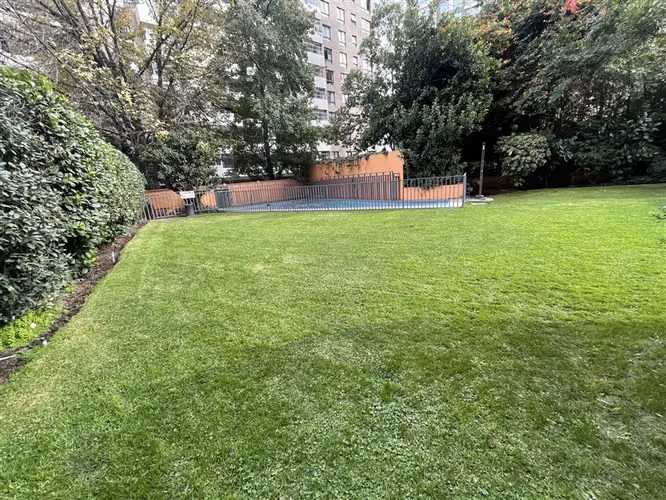 Departamento en venta de 3 dorm. en Las Condes