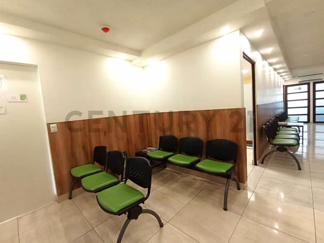 Arriendo Centro Médico en Edif Arenas de Coquimbo