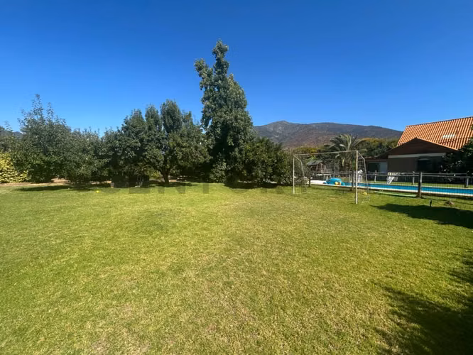 Se vende hermosa parcela en Olmué