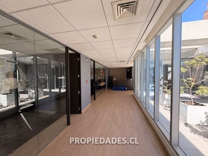 Oficina en arriendo en Las Condes - Imagen 3