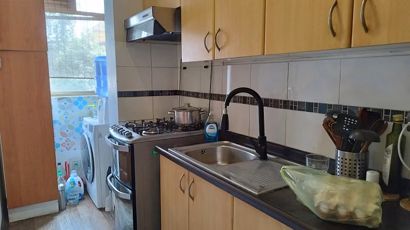 PRIMER PISO 3 DORMITORIOS 2 BAÑOS ESTACIONAMIENTO  BODEGA AV. PADRE HURTADO  MAIPU