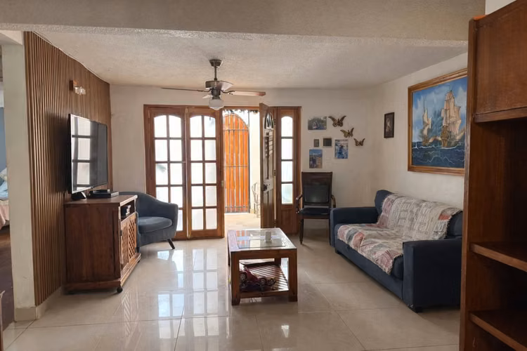 Venta casa esquina a pasos colegio Chile Norte, Arica