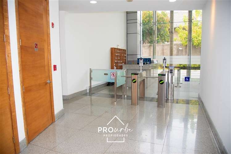 Oficina en venta en Providencia, Metro Colón. - Imagen 9