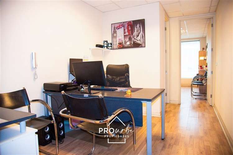 Oficina en venta en Providencia, Metro Colón. - Imagen 3