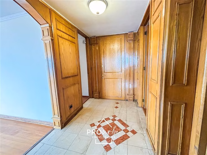 Departamento en venta de 3 dorm. y 3 baños en Las Condes