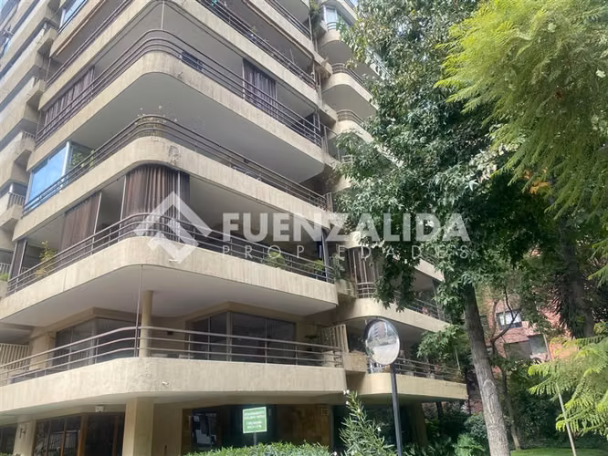 Departamento en venta de 3d,3b,sector exclusivo Las Condes - Imagen 2
