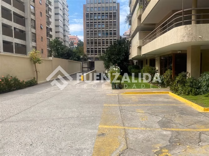 Departamento en venta de 3d,3b,sector exclusivo Las Condes - Imagen 25