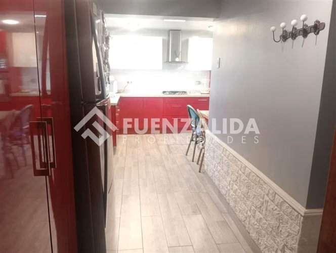 Venta de casa en Conchalí, 3 dormitorios, 2 baños