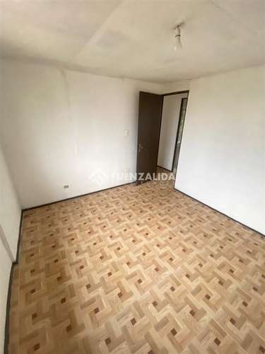 Departamento en venta de 3 dorm. 1 baño en Maipú