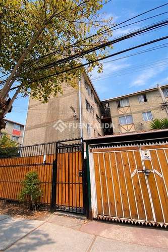 Departamento en venta de 3 dorm. 1 baño en Maipú