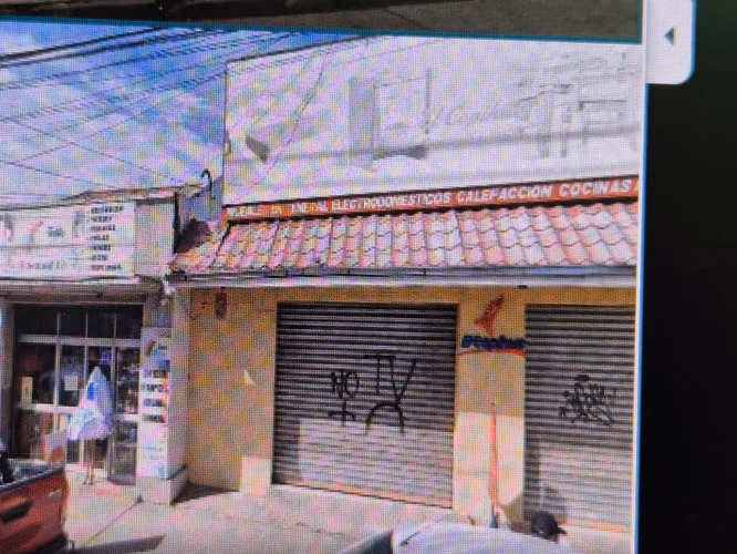 880m2 terreno, Calle Serrano N°339 San Carlos, Ñuble, Local Comercial de 375m2 + bodega de 178m2