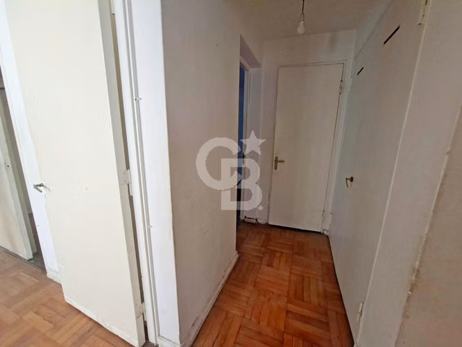 Primer piso con patio !!!