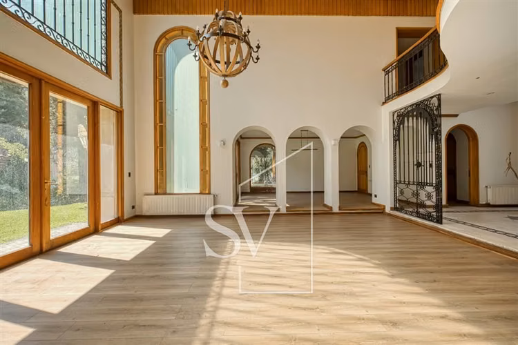 Espectacular casa, Amplia, 615 m2 construidos en 2000m2 - Imagen 8