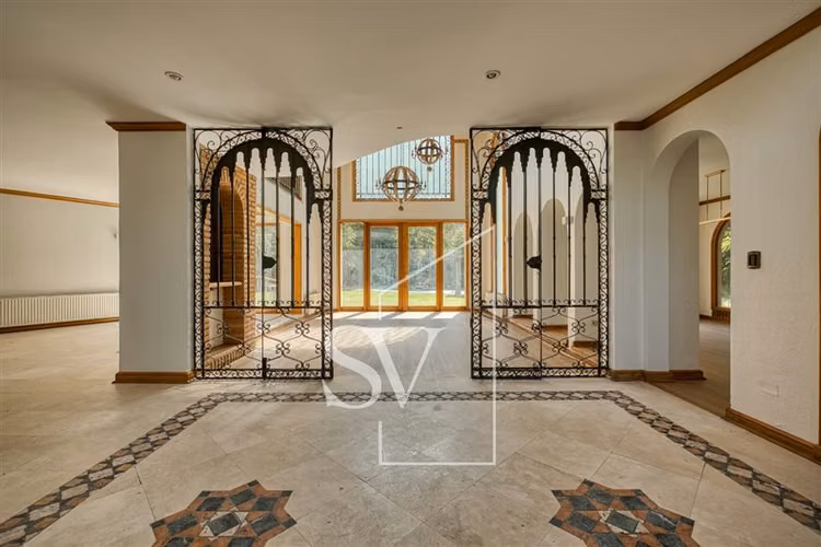 Espectacular casa, Amplia, 615 m2 construidos en 2000m2 - Imagen 6