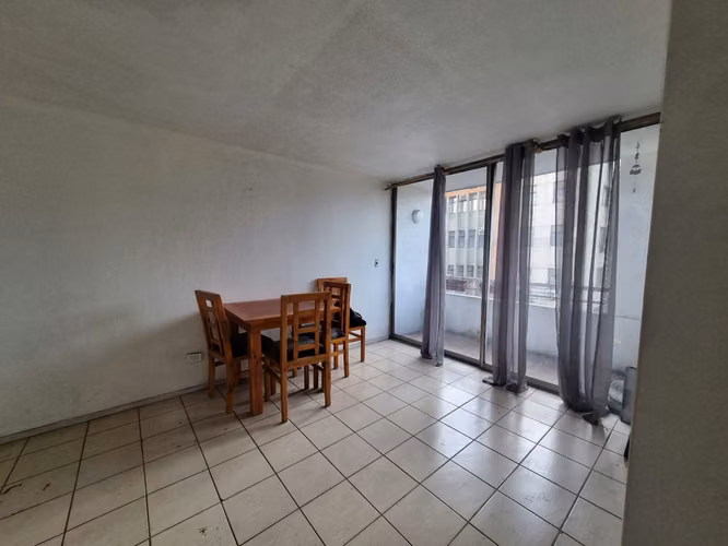 VENDO DEPTO para remodelar|10 DE JULIO|2 dorm 1 Baño 1 est 1 bod - Imagen 12
