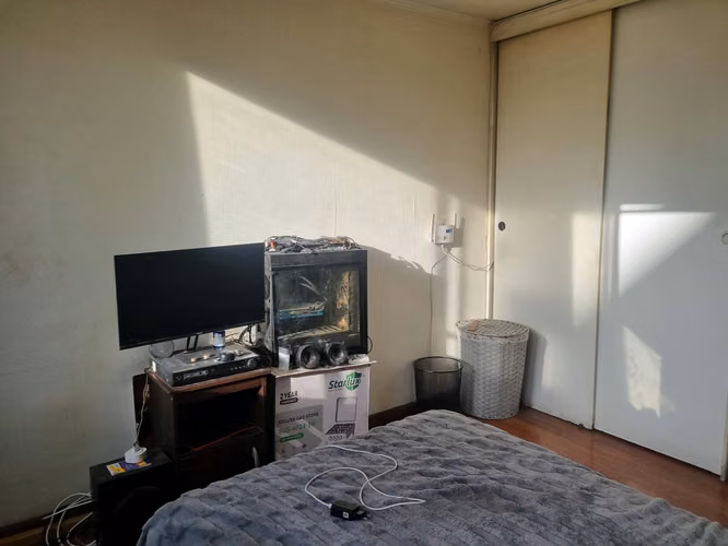VENDO DEPTO para remodelar|10 DE JULIO|2 dorm 1 Baño 1 est 1 bod - Imagen 8