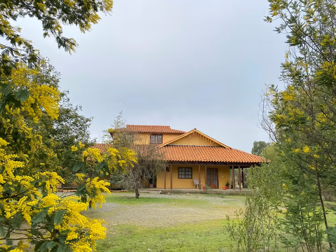 VENDE HERMOSA PARCELA-CASA PELARCO