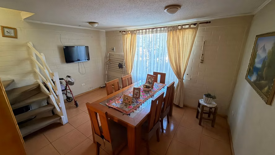 VENDE HERMOSA CASA, SAN CLEMENTE - Imagen 11