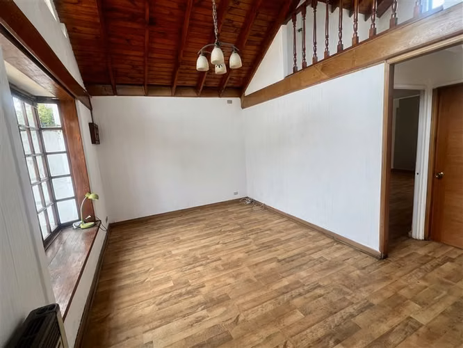 Casa en venta de 4 dorm. en Vitacura - Imagen 2