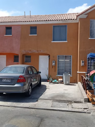 Casa 3 dormitoios Condominio Tacora