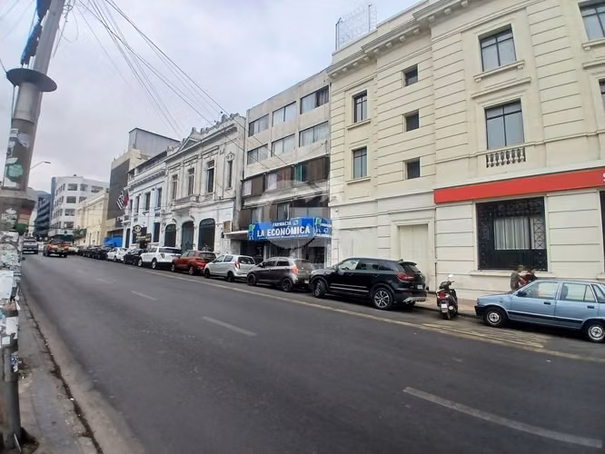 Cómoda Oficina Sector Central