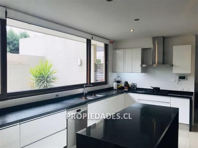 Casa en condominio en Venta en Lo Barnechea - Imagen 5
