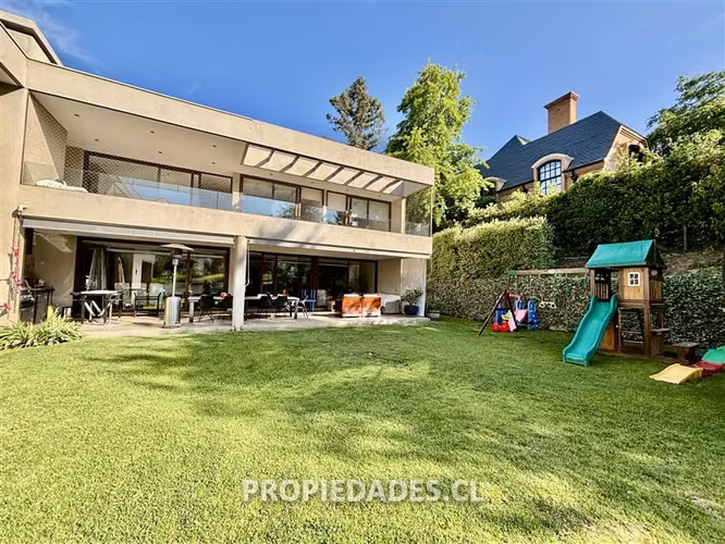 Casa en condominio en Venta en Lo Barnechea