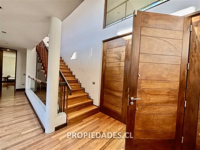 Casa en condominio en Venta en Lo Barnechea