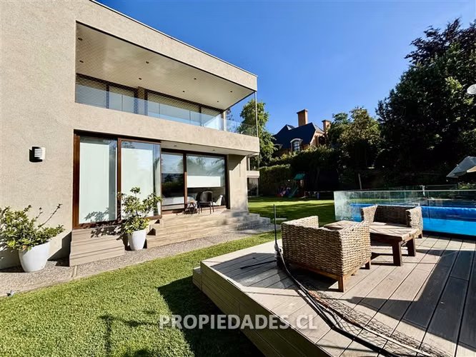 Casa en condominio en Venta en Lo Barnechea