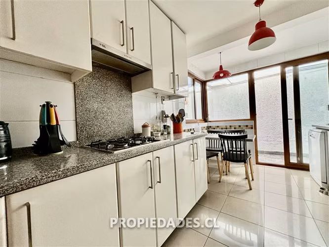 Casa en condominio en Venta en Peñalolén