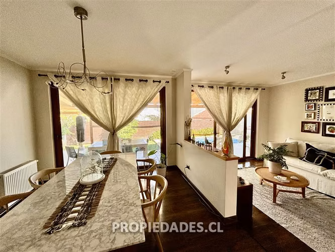 Casa en condominio en Venta en Peñalolén