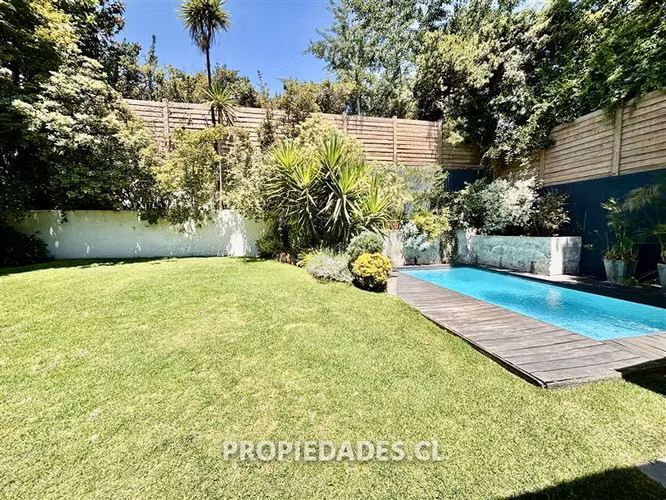 Casa en condominio en Venta en Las Condes
